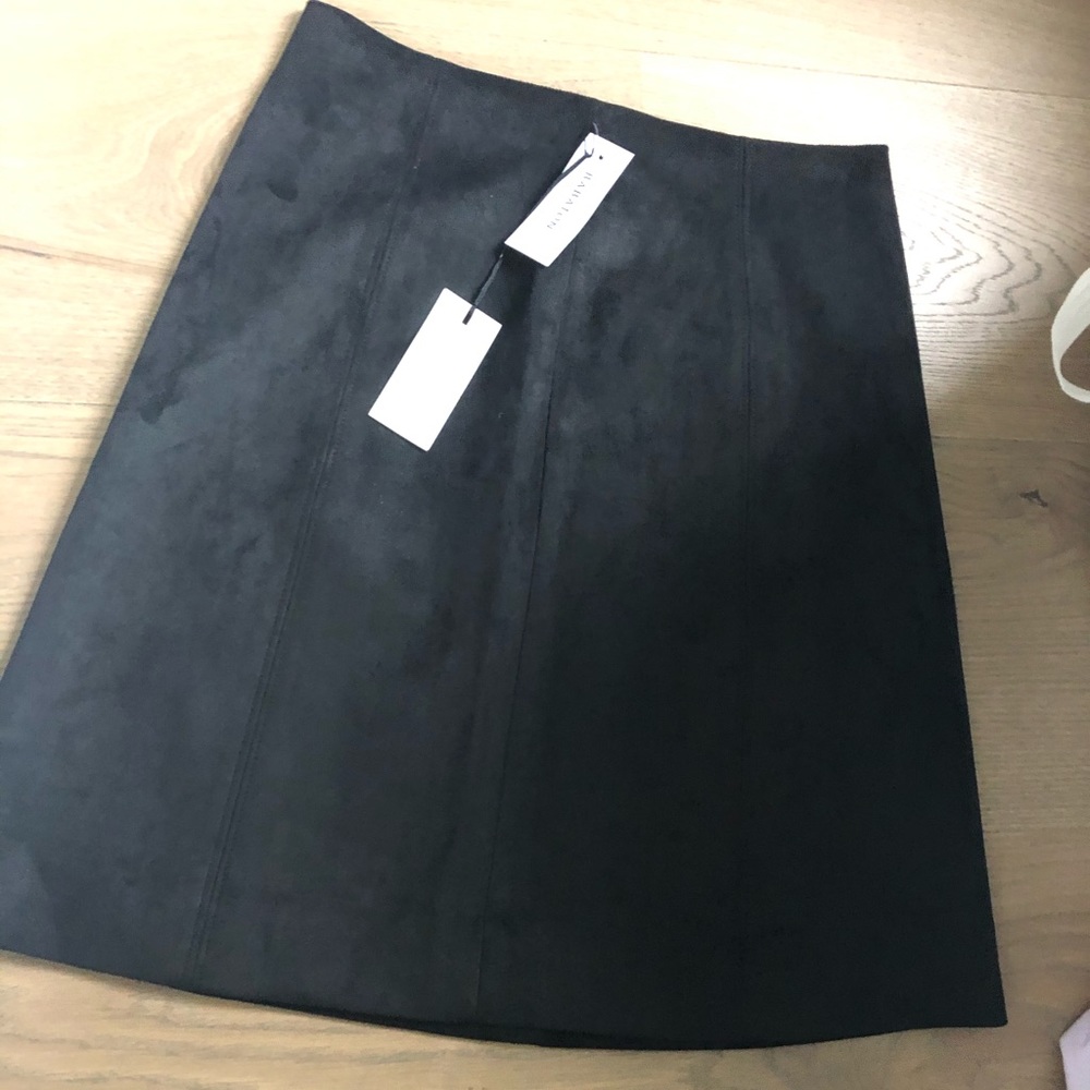 black suede aritzia skirt